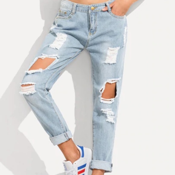 🌟NEW🌟 boyfriend jeans! - Picture 1 of 6